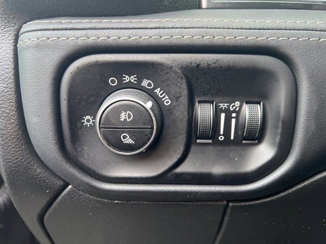 Used 2023 RAM 3500 Limited image 8