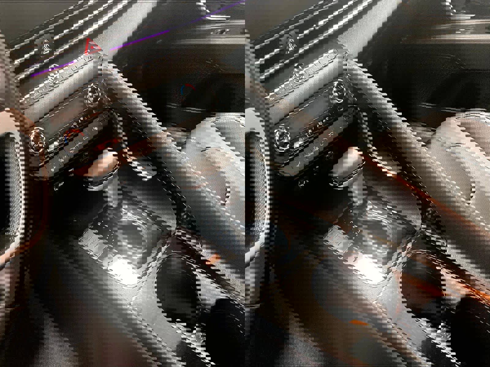 Used 2022 Hyundai Elantra Limited image 20