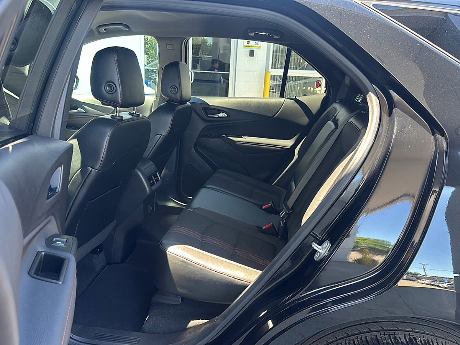 Used 2024 Chevrolet Equinox RS w/ LPO, Cargo Package FWD image 19
