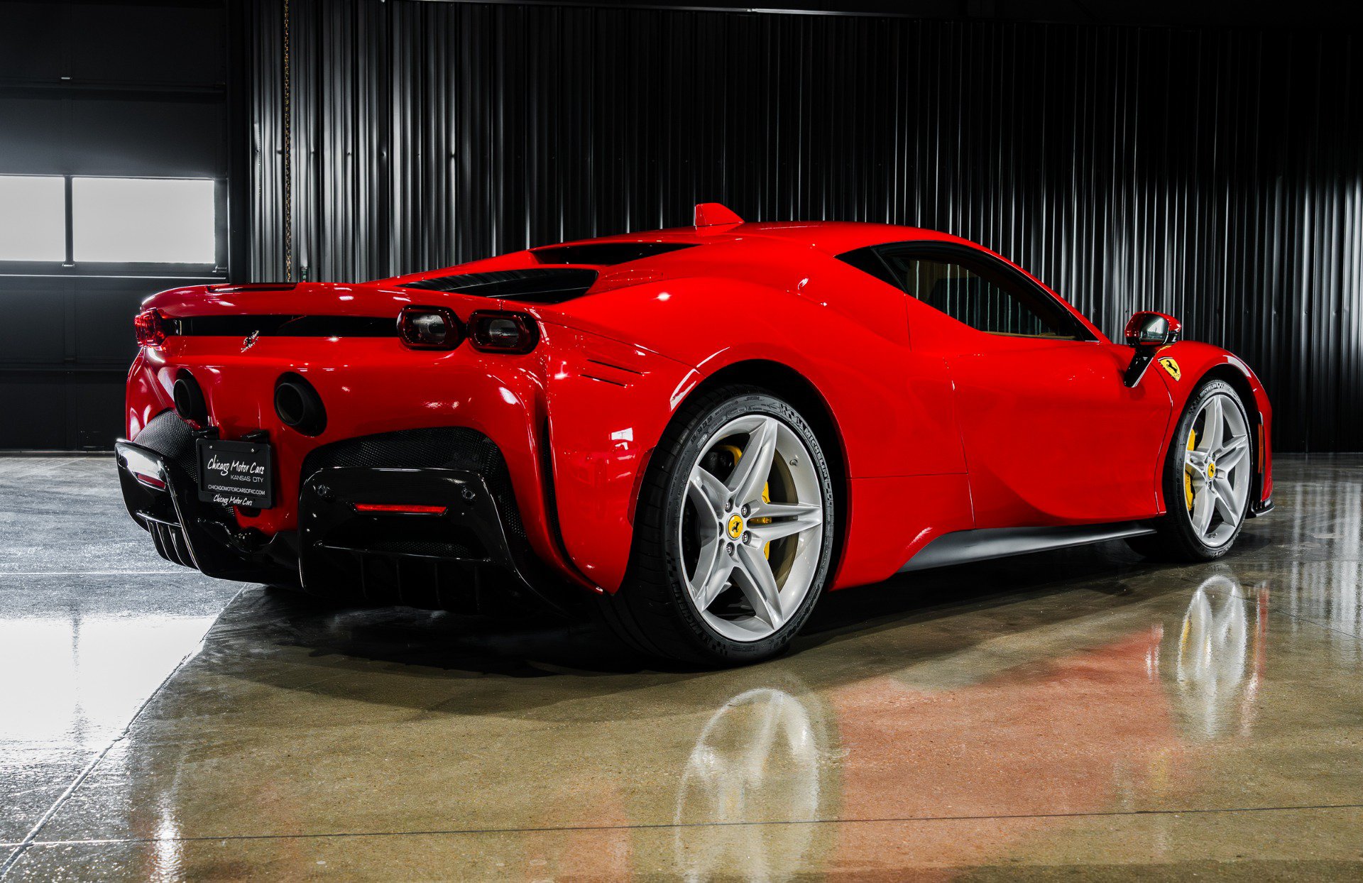Used 2023 Ferrari SF90 Stradale AWD/4WD image 7