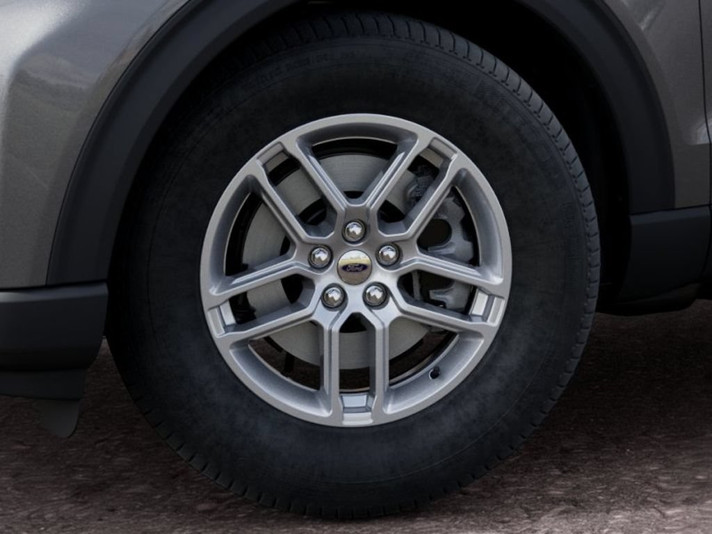 Used 2027 Ford Explorer Active RWD image 19