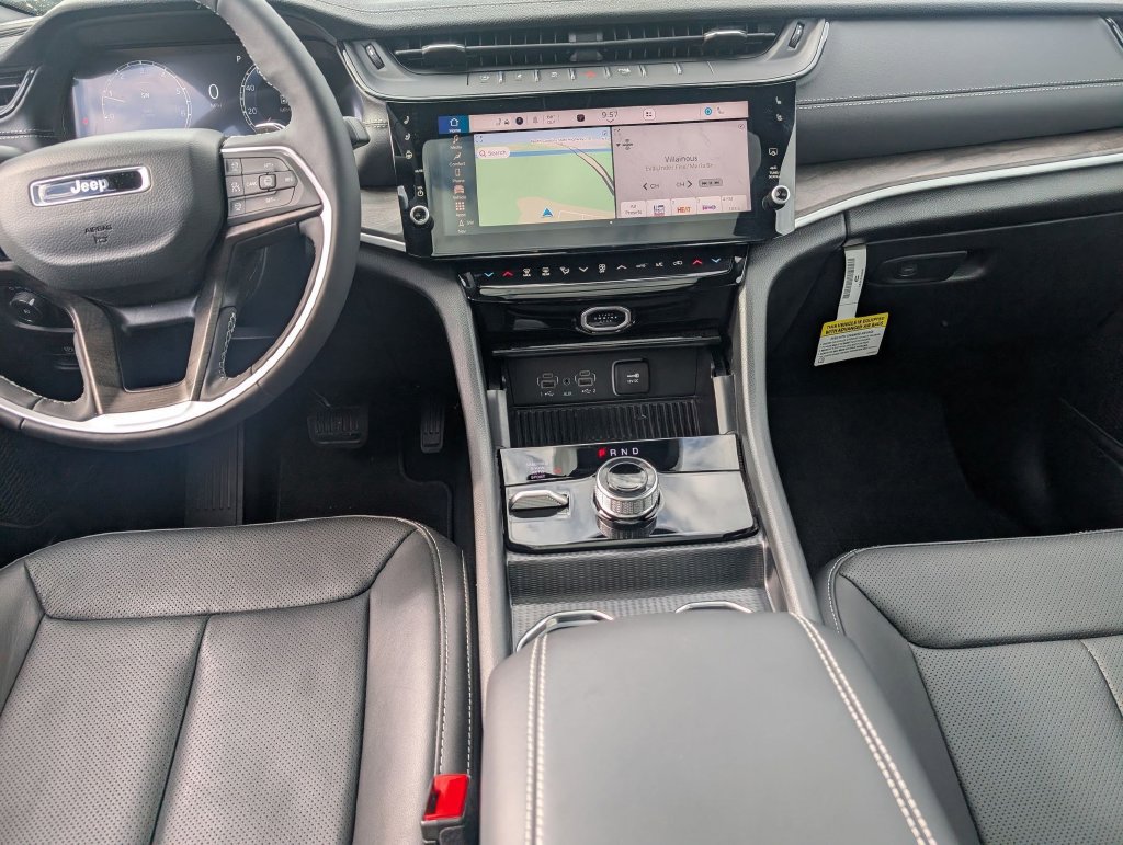 New 2026 Jeep Grand Cherokee Limited AWD/4WD image 24