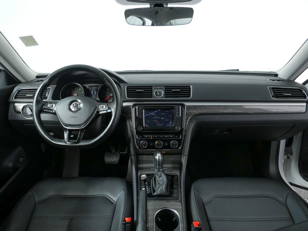 Used 2016 Volkswagen Passat 1.8T SE image 18