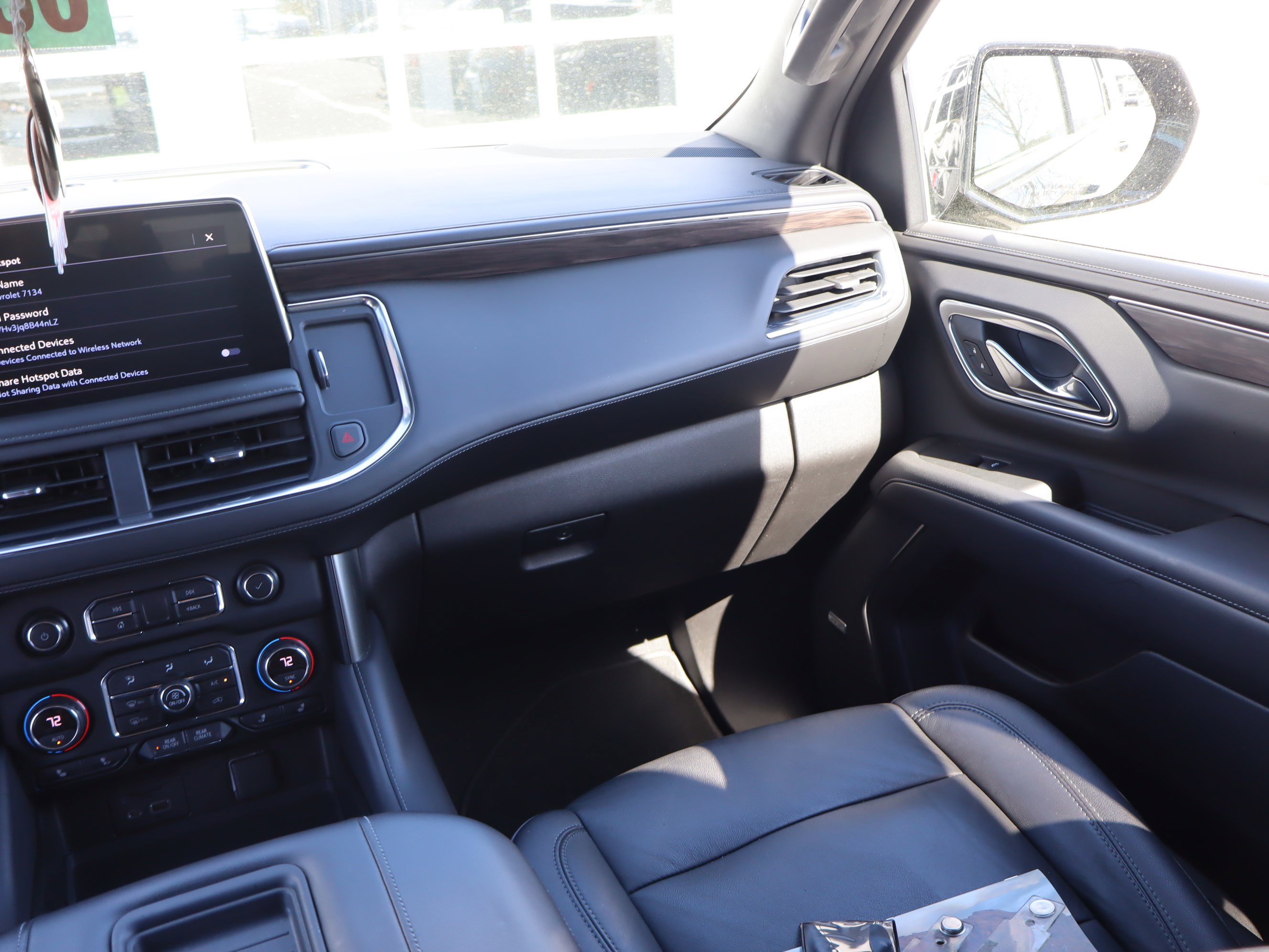 Used 2021 Chevrolet Tahoe Z71 w/ Z71 Off-Road Package image 16