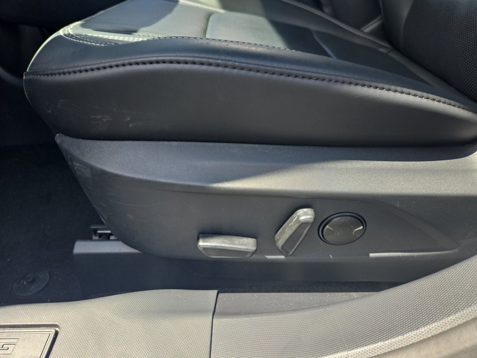 Certified 2025 Ford Mustang Mach-E Premium AWD/4WD image 12
