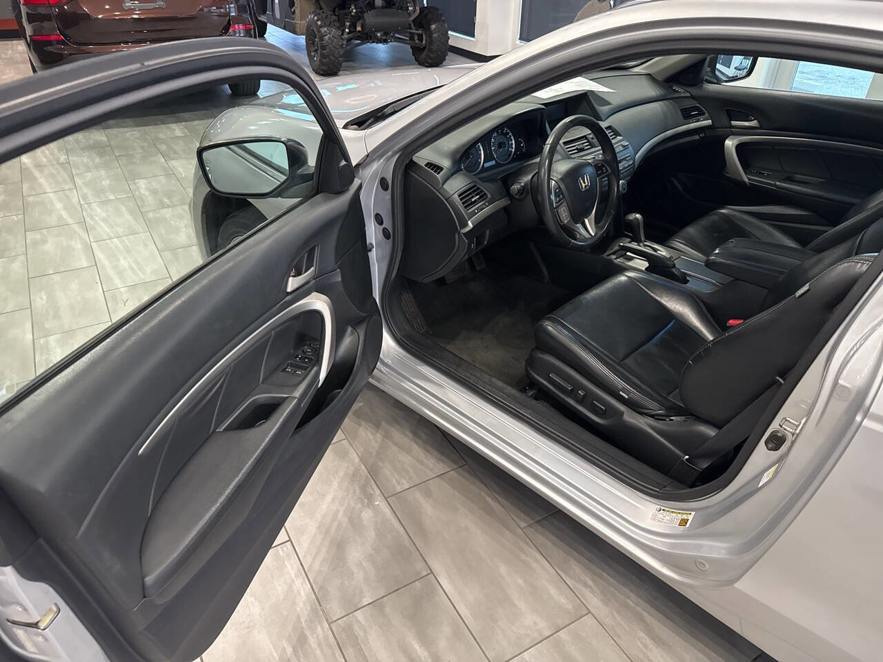 Used 2011 Honda Accord EX-L image 18