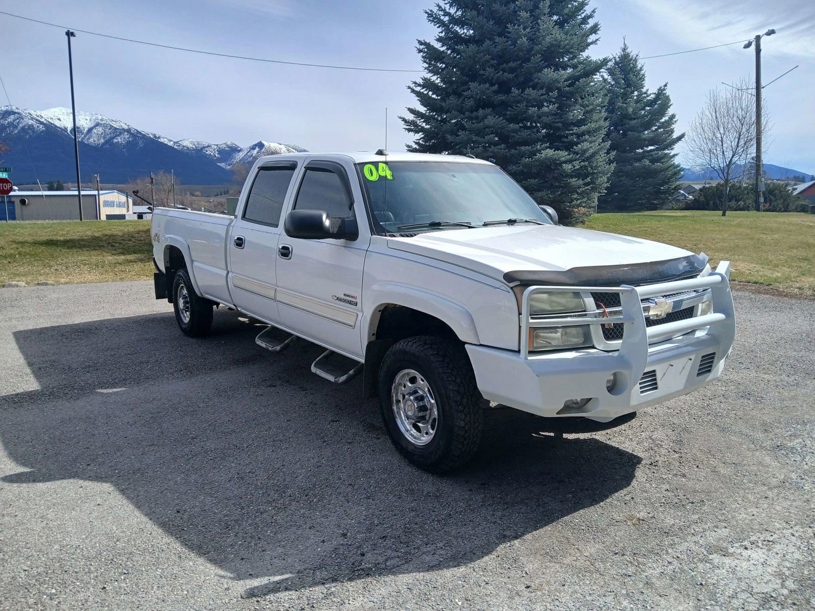Used 2004 Chevrolet Silverado 2500 LT w/ Heavy-Duty Power Package image 3