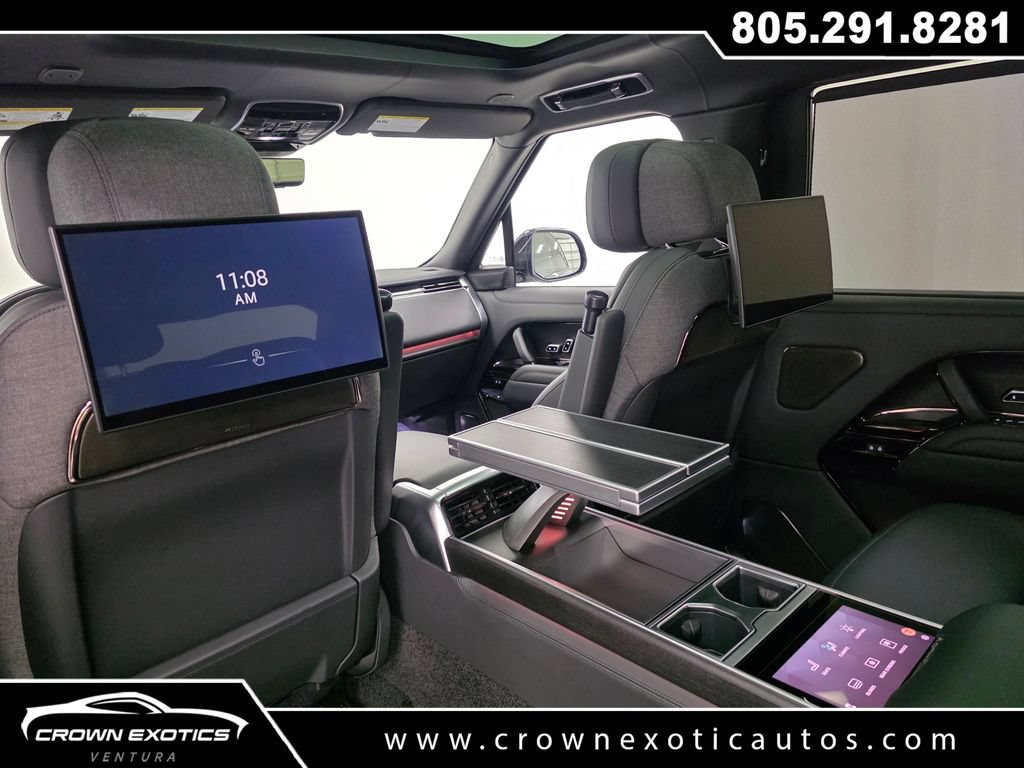 Used 2024 Land Rover Range Rover SV AWD/4WD image 21