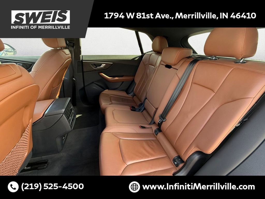 Used 2021 Audi Q8 Premium image 11