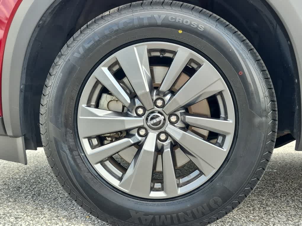 Used 2023 Nissan Pathfinder SV AWD/4WD image 6