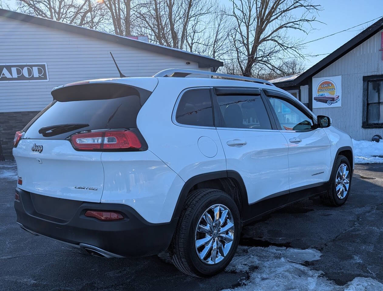 Used 2015 Jeep Cherokee Limited w/ Luxury Group image 3