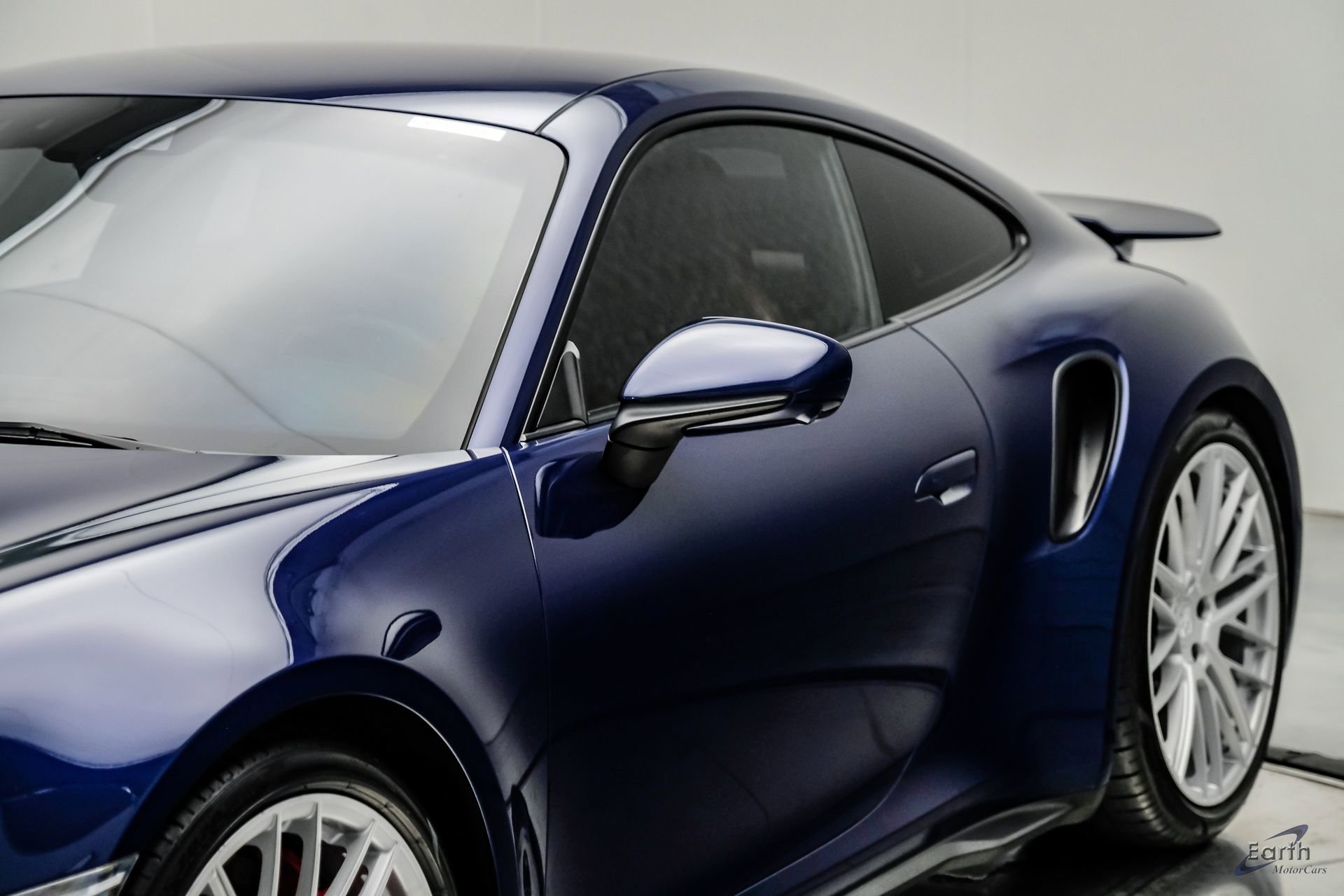 Used 2021 Porsche 911 Turbo image 30