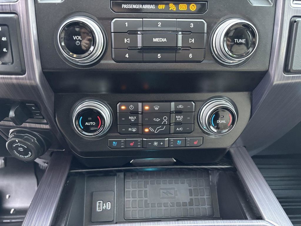 Used 2021 Ford F450 Limited w/ FX4 Off-Road Package image 29