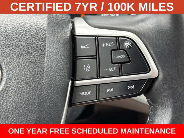 Used 2023 Toyota Highlander XLE FWD image 24