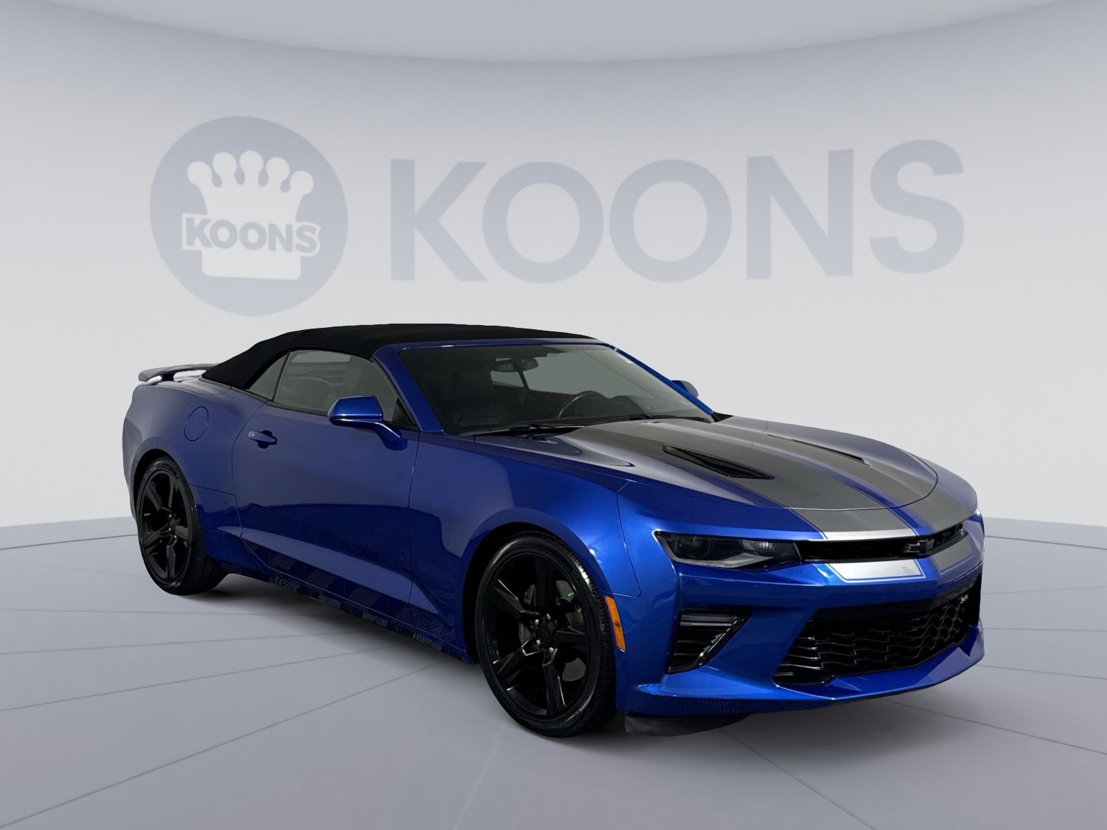 Used 2018 Chevrolet Camaro SS RWD image 10