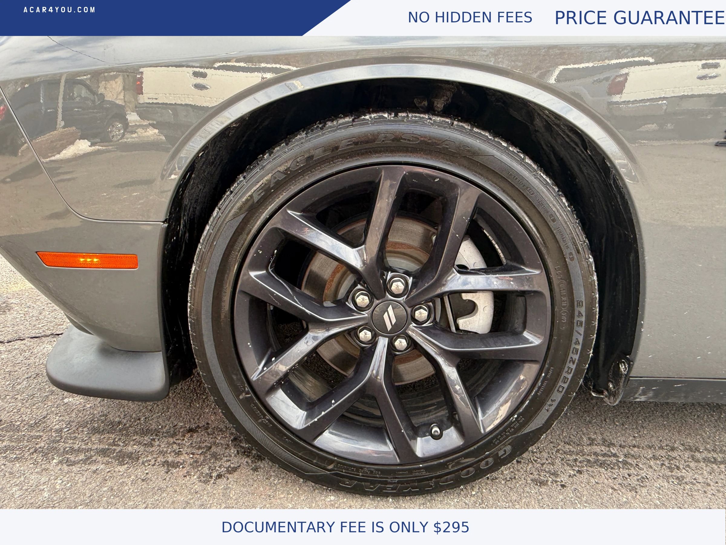 Used 2023 Dodge Challenger R/T w/ Plus Package image 27