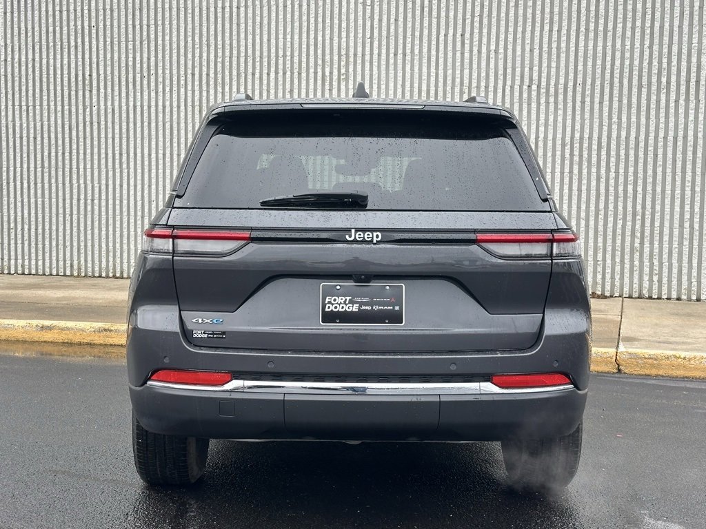 Used 2024 Jeep Grand Cherokee Limited 4xe image 4