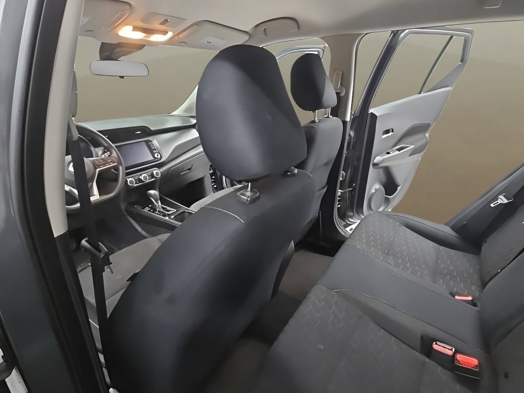 Used 2024 Nissan Kicks SV FWD image 14
