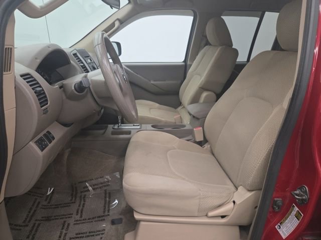 Used 2012 Nissan Frontier SV image 22