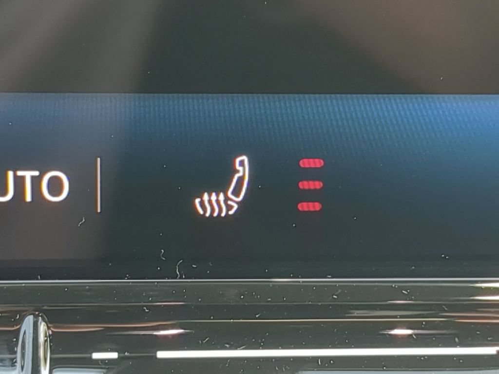 New 2026 Volkswagen Tiguan SE R-Line FWD image 25