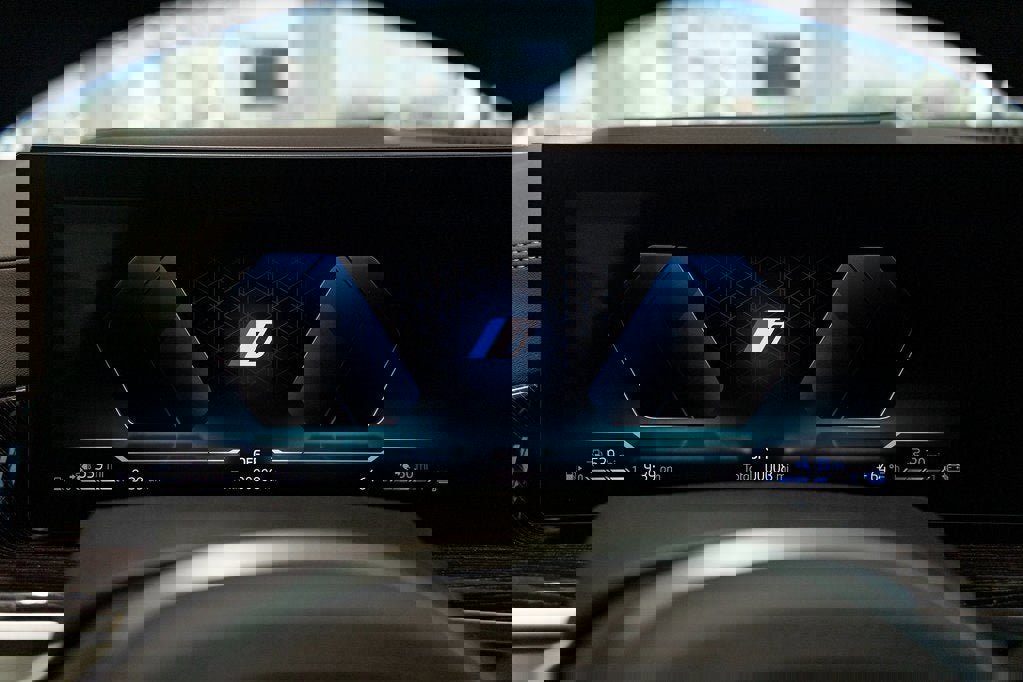 New 2026 BMW X5 xDrive50e w/ M Sport Package image 28