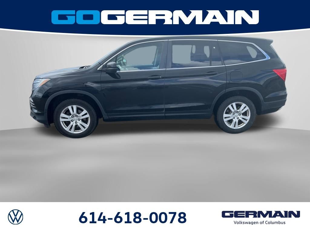 Used 2017 Honda Pilot LX image 3