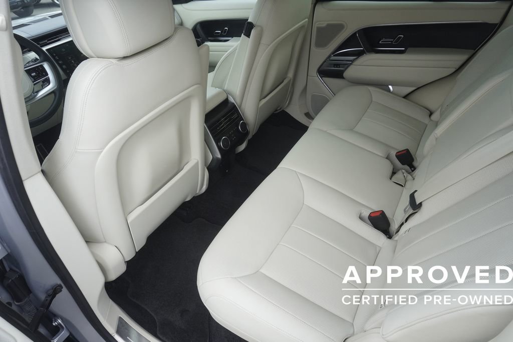 Used 2024 Land Rover Range Rover SE image 29