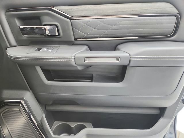 New 2025 RAM 2500 Limited AWD/4WD image 33