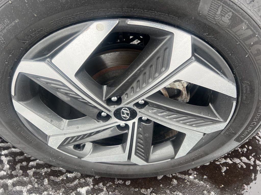 Used 2022 Hyundai Tucson Limited image 43