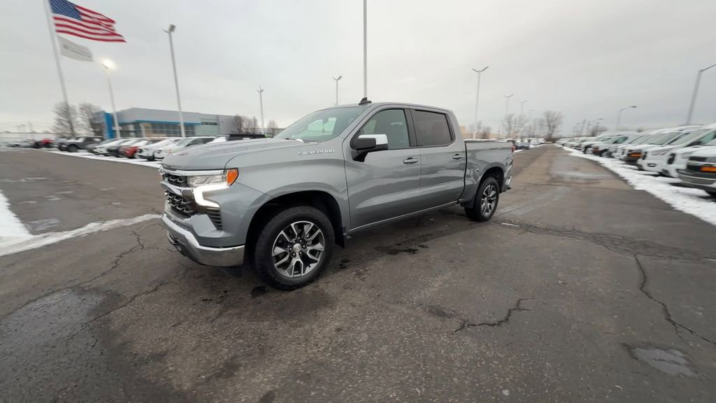 Used 2023 Chevrolet Silverado 1500 LT image 4