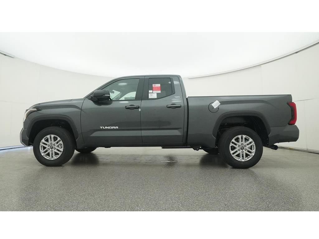 Used 2024 Toyota Tundra SR5 w/ SR5 Premium Package AWD/4WD image 20