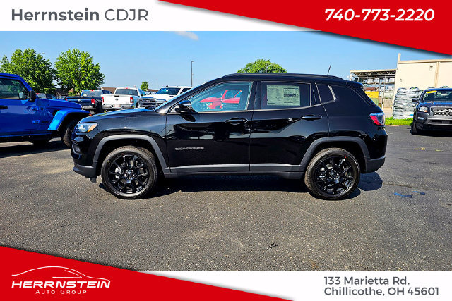 New 2026 Jeep Compass Latitude AWD/4WD image 4