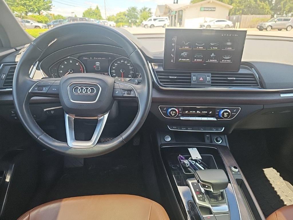 Used 2021 Audi Q5 2.0T Premium AWD/4WD image 2