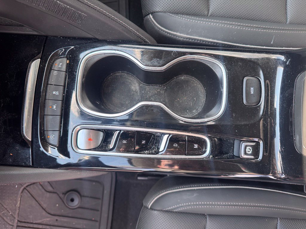 Used 2023 Buick Envision Essence FWD image 29