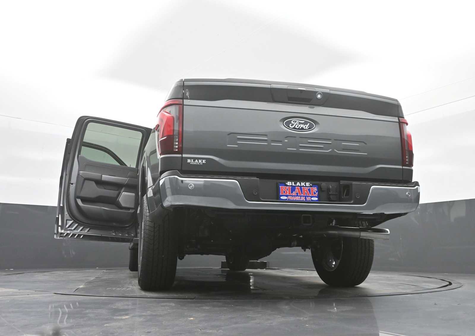 New 2026 Ford F150 Lariat w/ Equipment Group 501A Mid image 31