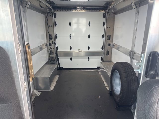 New 2025 Chevrolet Brightdrop 400 w/ Battery Pack, Max Range image 13