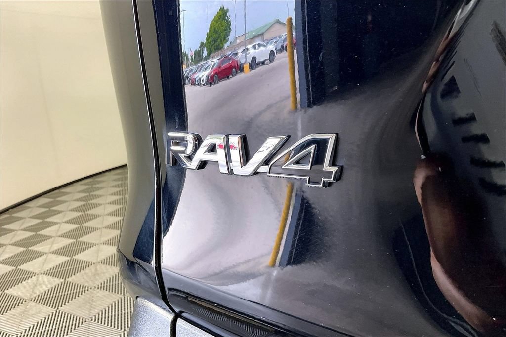 Used 2024 Toyota RAV4 XLE Premium FWD image 38