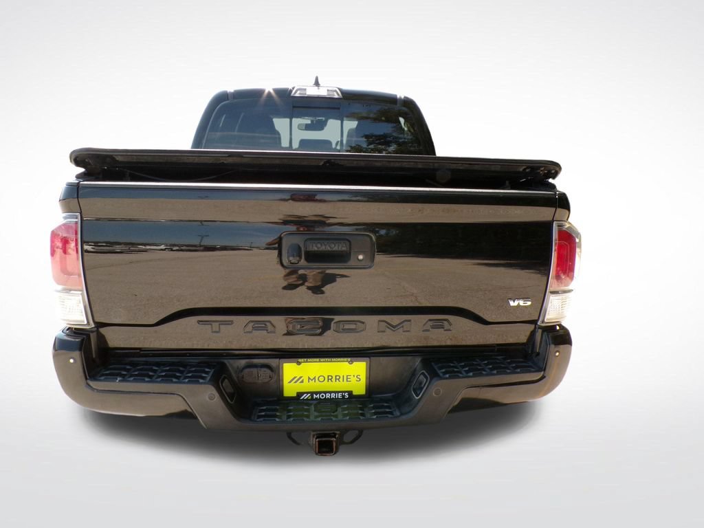 Used 2023 Toyota Tacoma TRD Sport w/ TRD Premium Sport Package AWD/4WD image 5