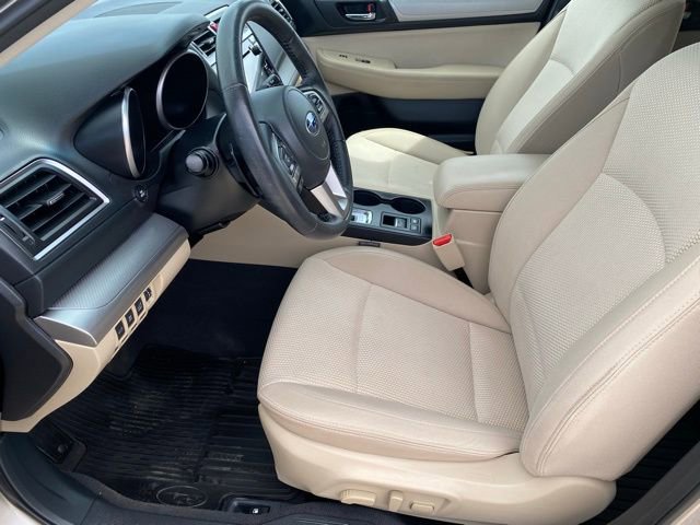 Used 2017 Subaru Outback 2.5i Premium image 10