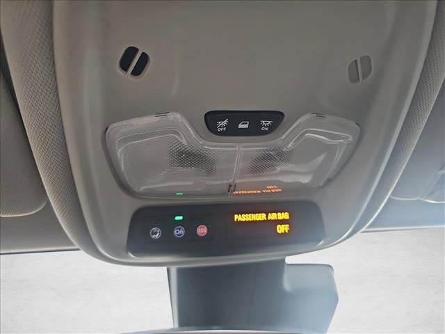 Used 2023 Buick Encore GX Select w/ Safety Package II image 27