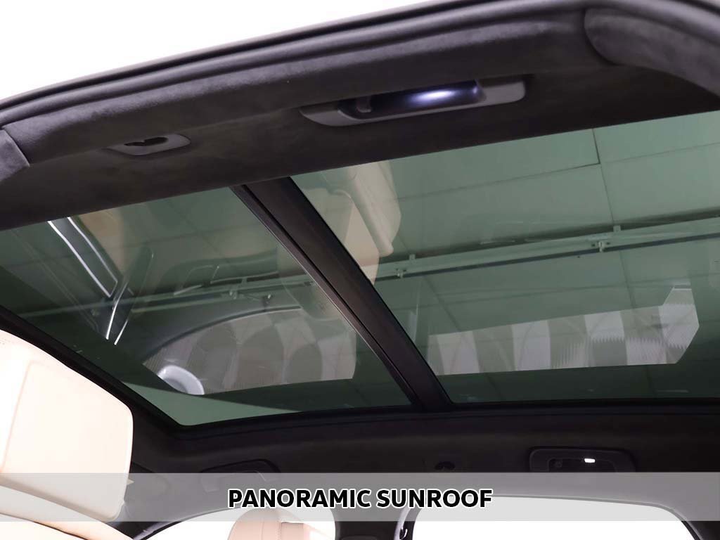 Used 2022 Porsche Cayenne GTS image 4