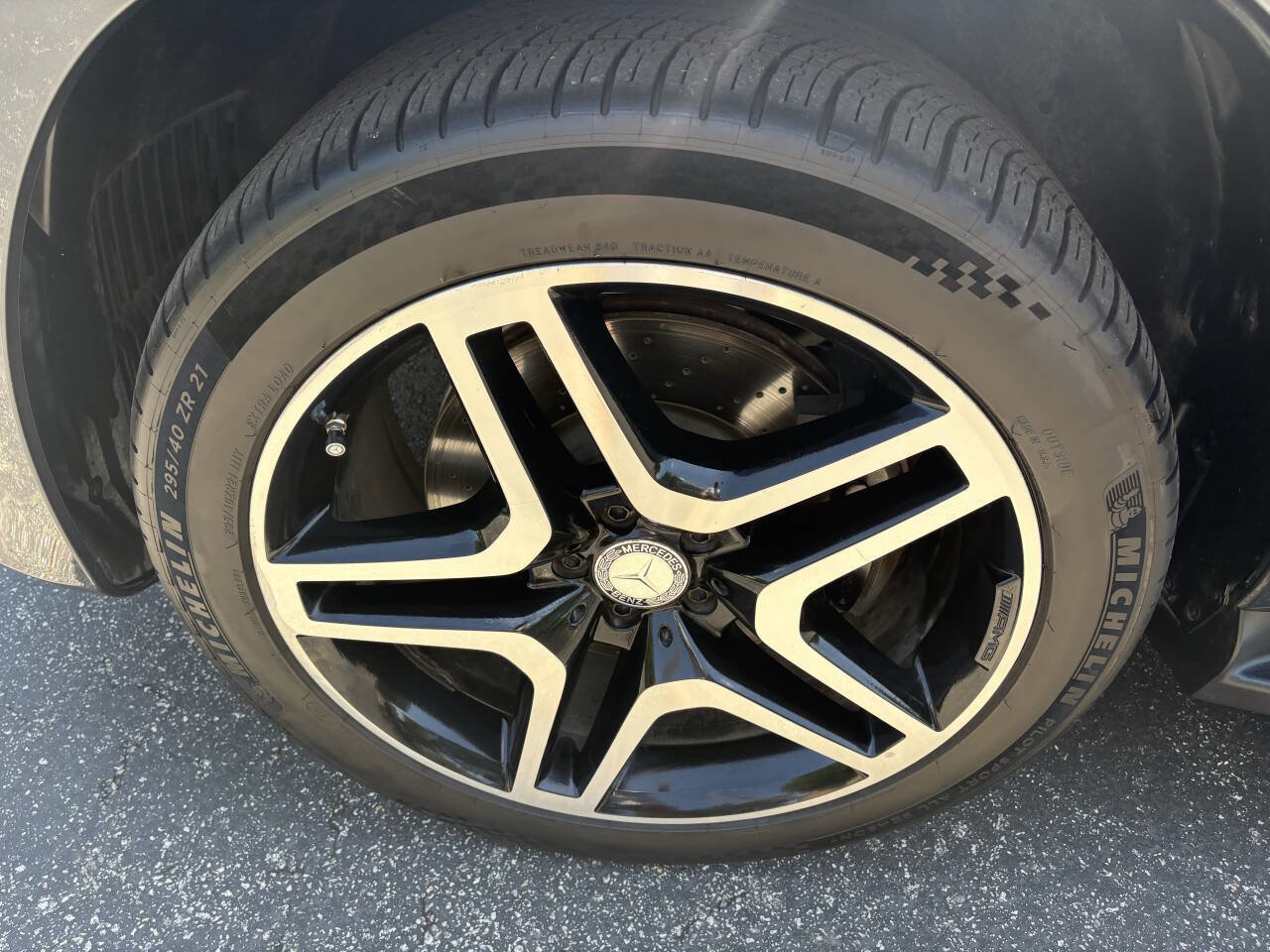 Used 2017 Mercedes-Benz GLS 550 4MATIC image 10