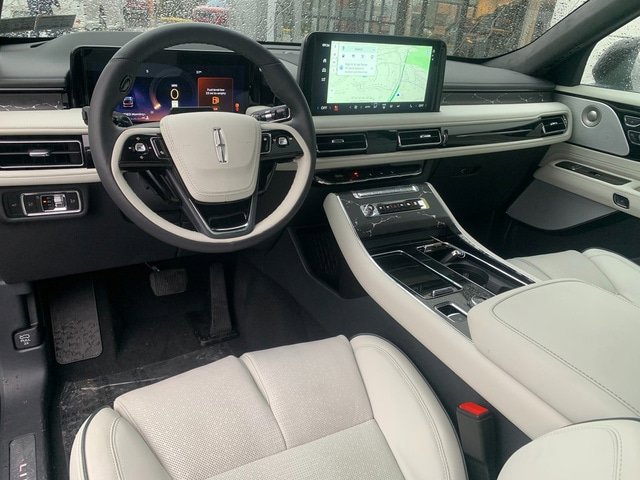 New 2026 Lincoln Aviator Black Label w/ Black Label Special Edition AWD/4WD image 47