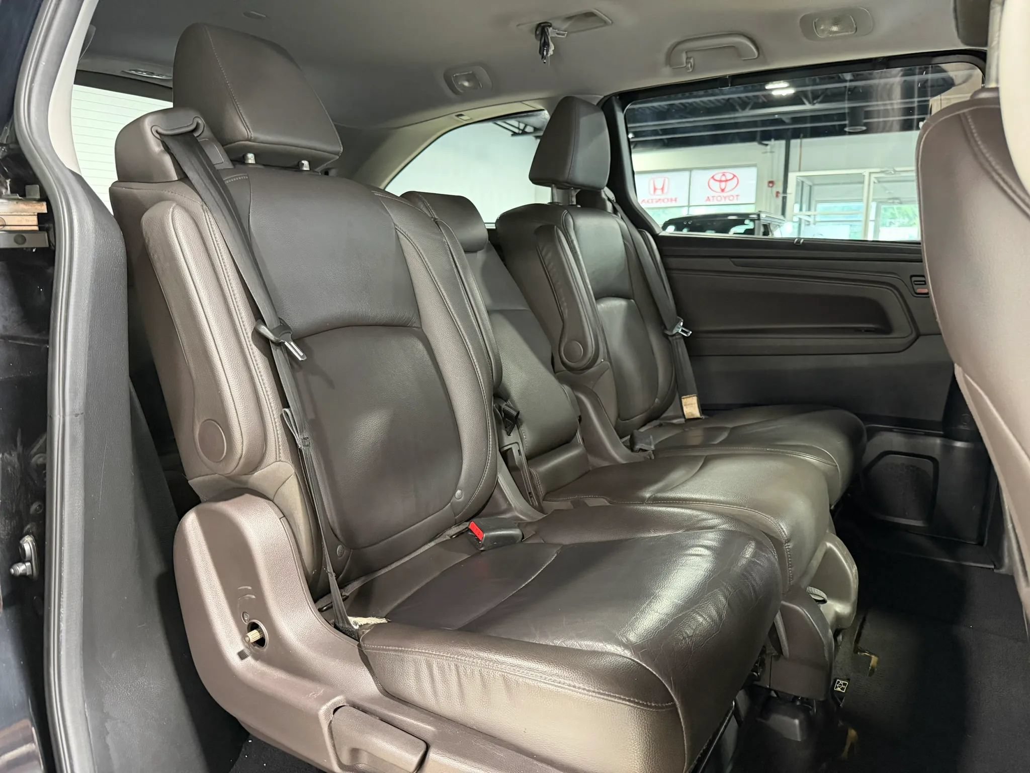 Used 2018 Honda Odyssey EX-L image 23