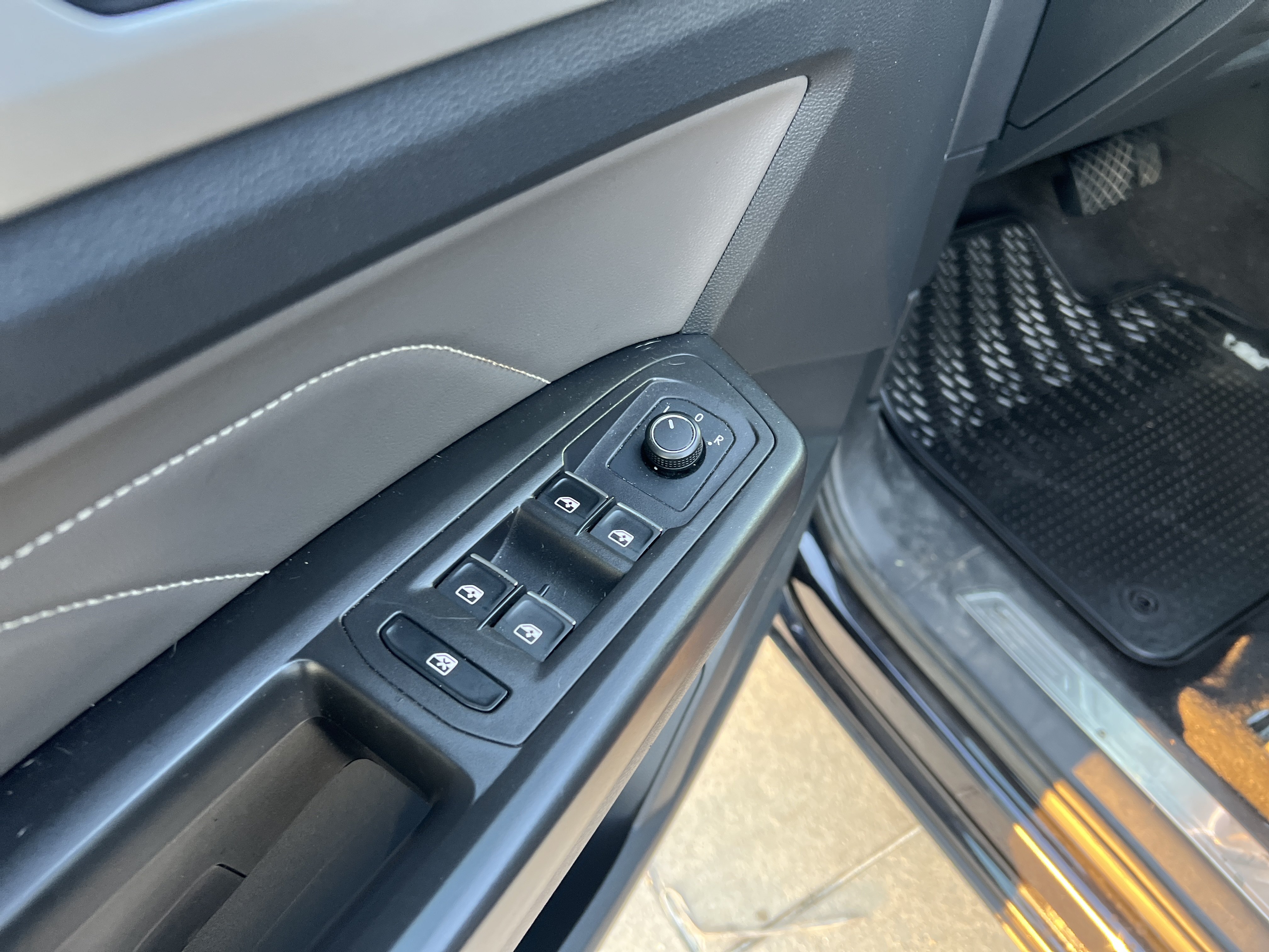 Certified 2022 Volkswagen Atlas SE AWD/4WD image 13