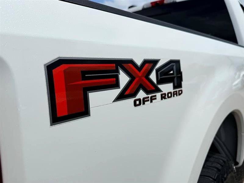 Used 2020 Ford F250 Lariat w/ Lariat Ultimate Package AWD/4WD image 15