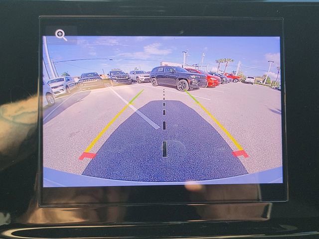 New 2025 Jeep Grand Cherokee Altitude image 21
