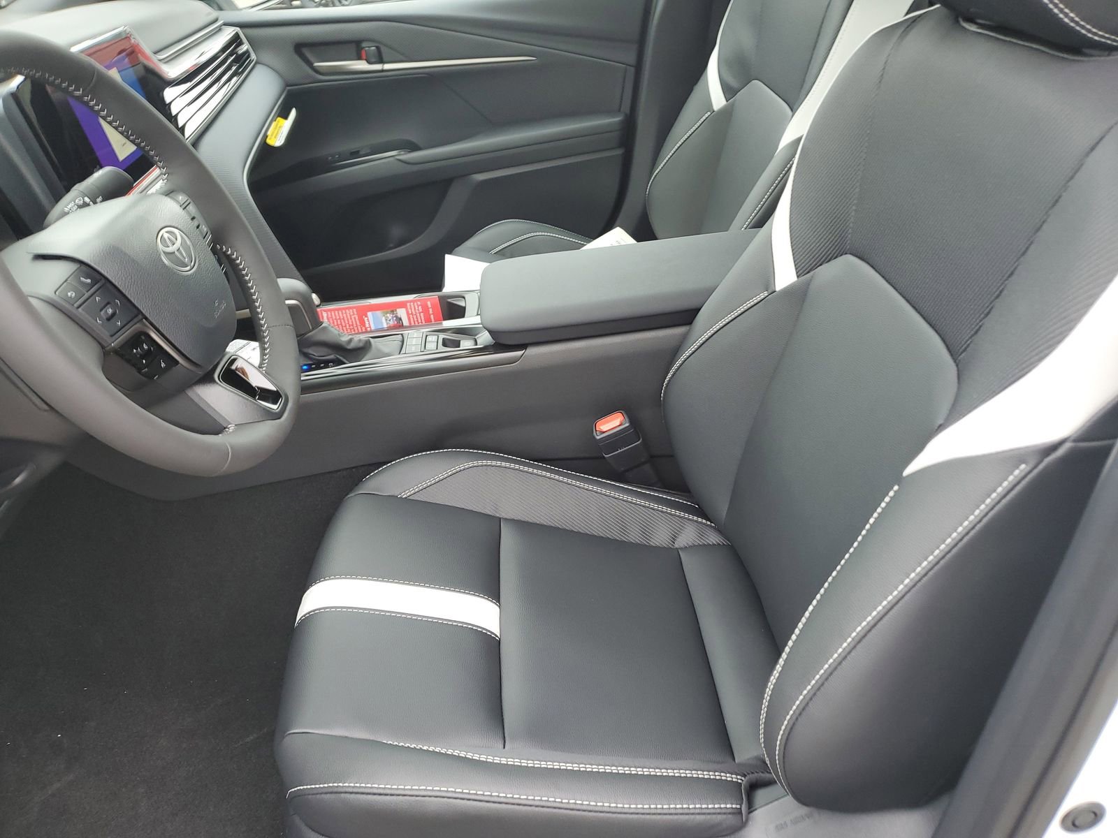 New 2026 Toyota Camry SE image 17