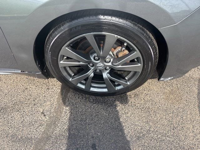 Used 2017 Nissan Maxima 3.5 SL FWD image 43