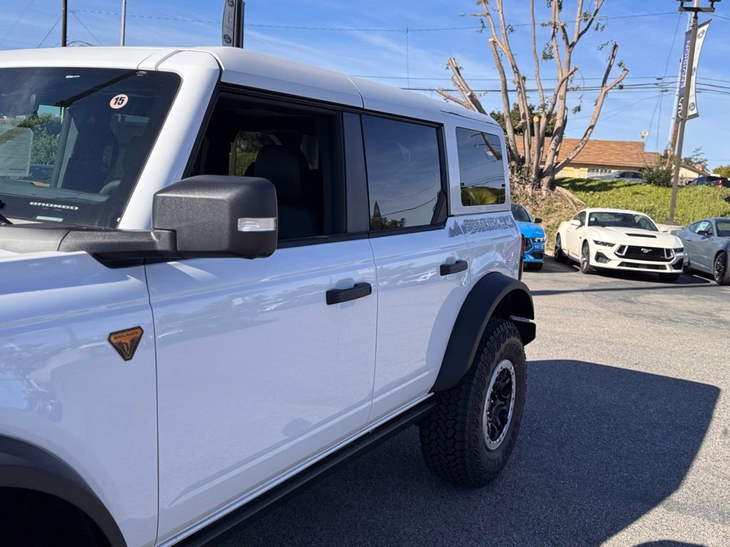 New 2025 Ford Bronco Badlands image 9